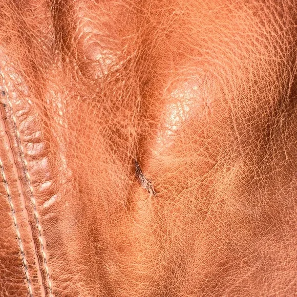 BEAUTIFUL Genuine Leather Backpack Purse With Fringe - Picture 6 of 9